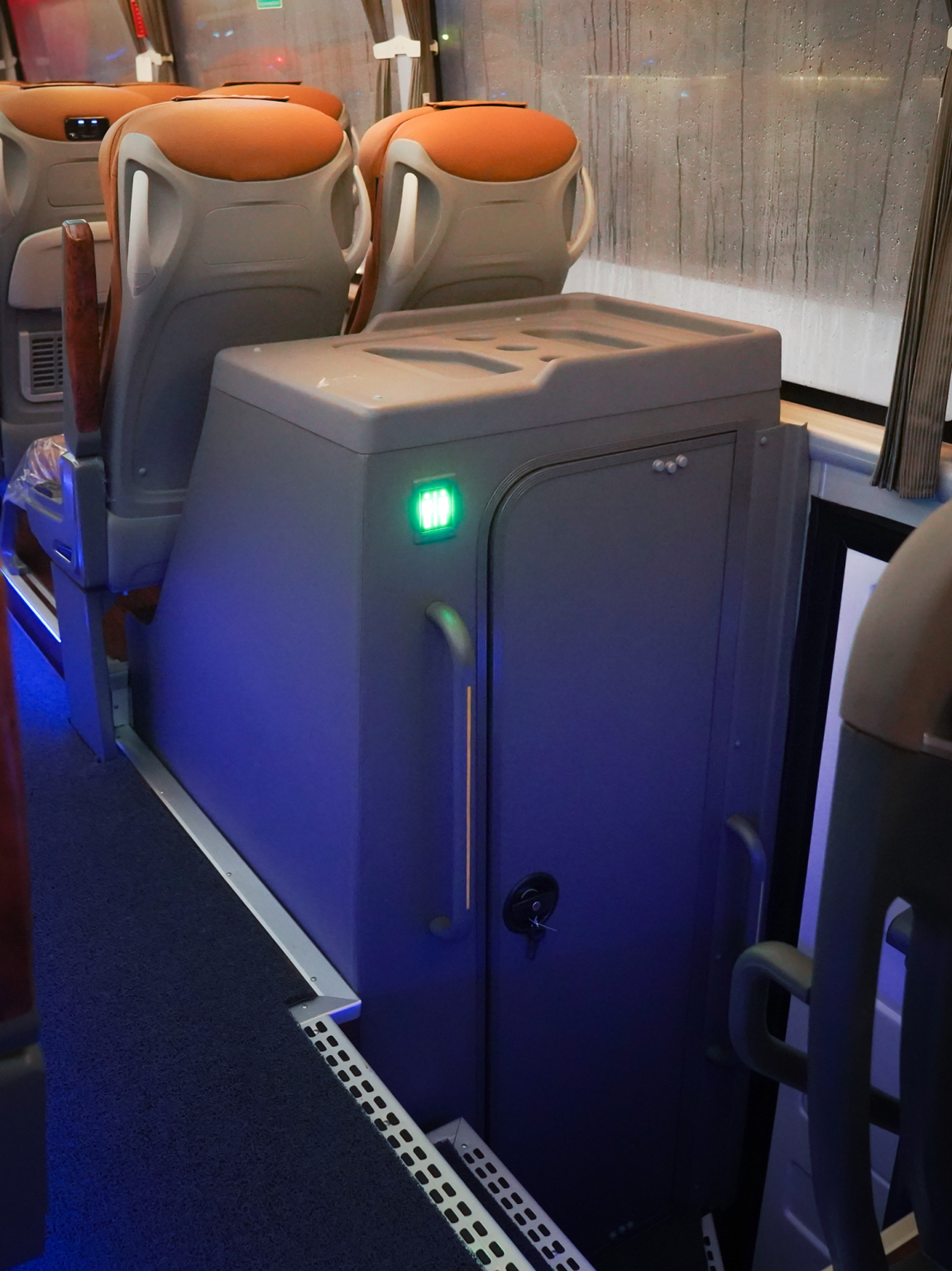 regular ac with cr (CR)