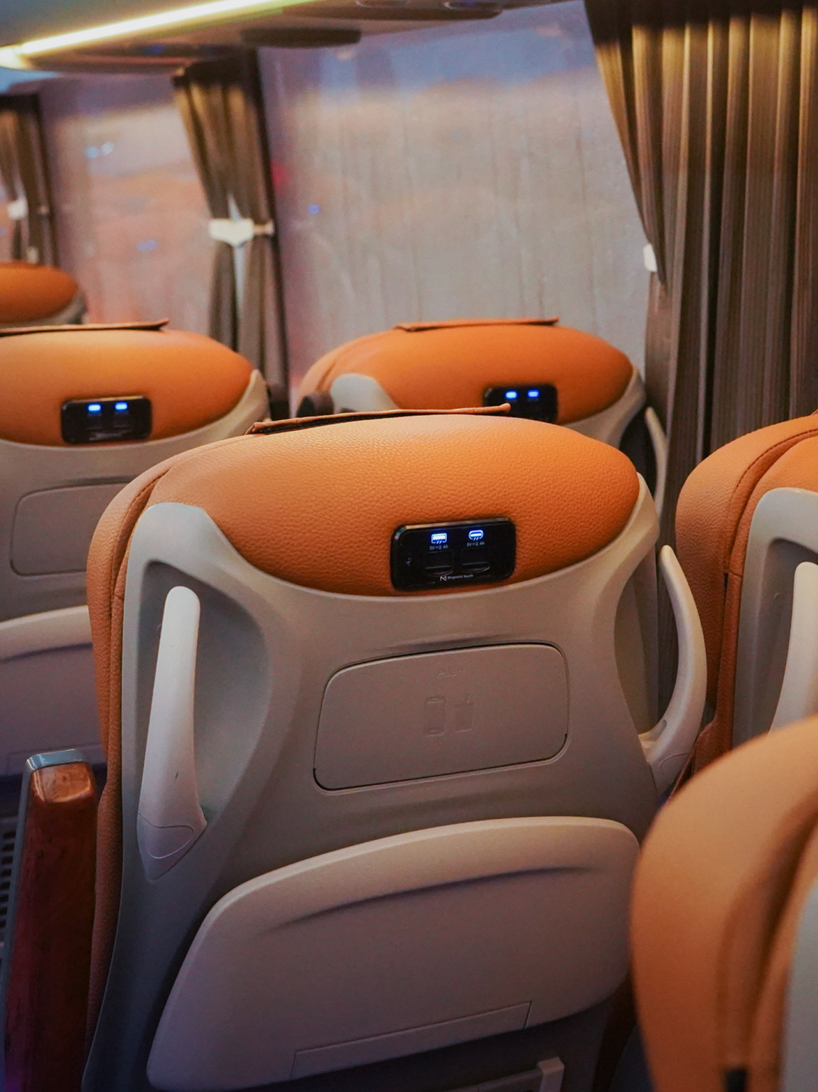 regular ac with cr (charging port)